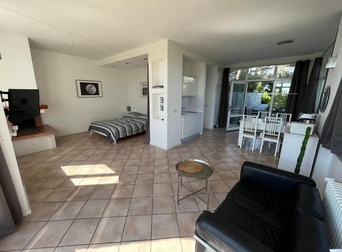 Studio - Villa Cardano view 5