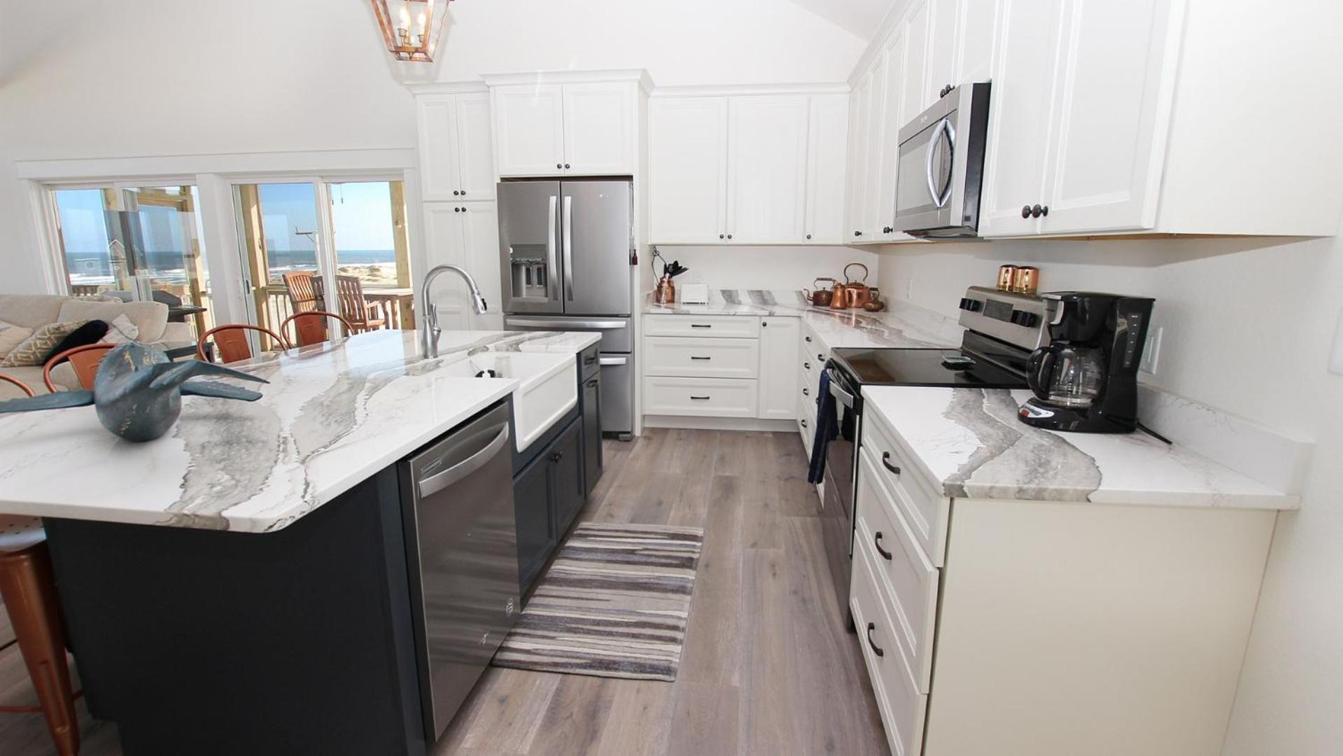 Semi-Oceanfront, Wild Horses, Hot Tub, Ocean Views! 4x2000, Sandfiddler Inn view 5