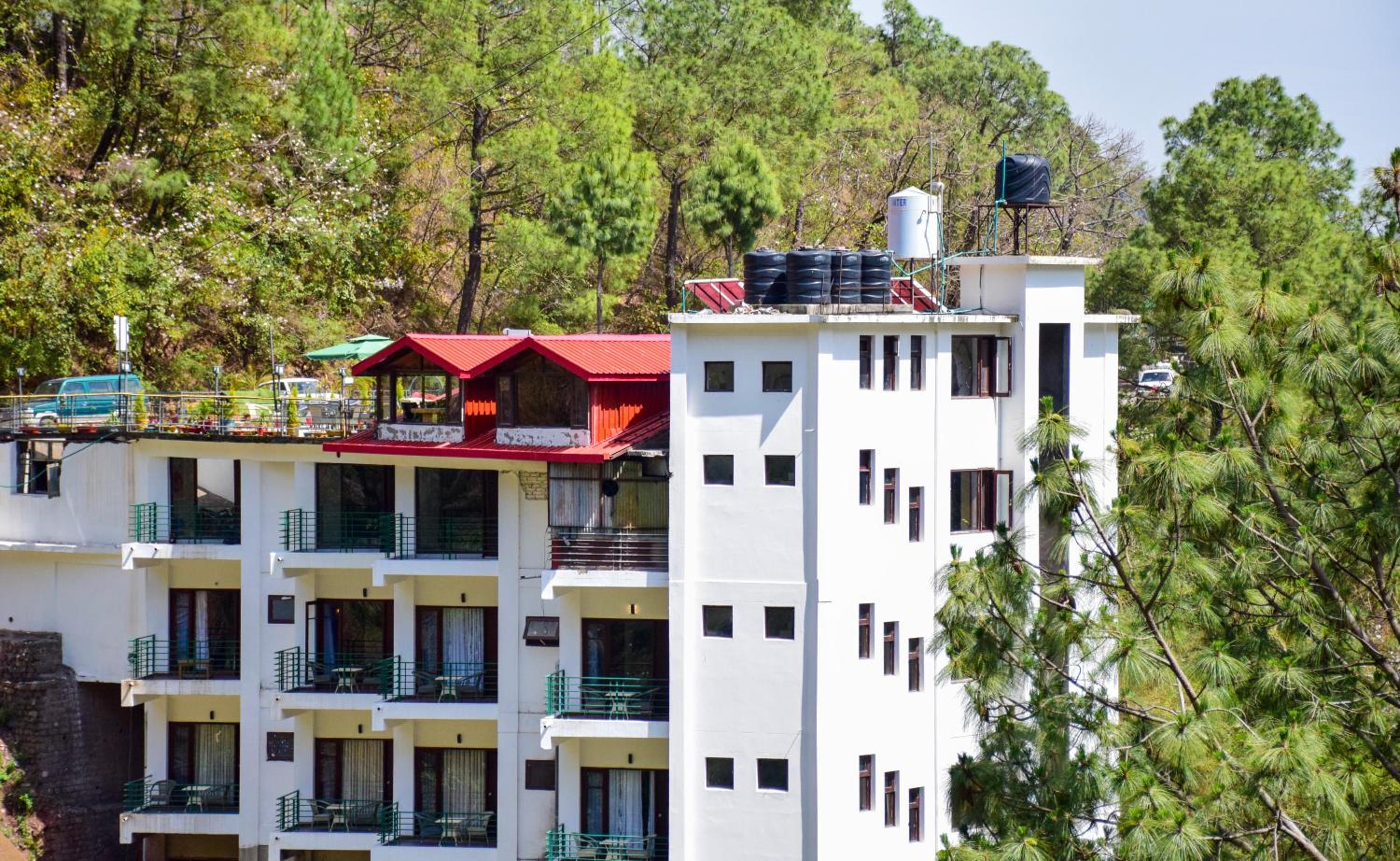 Hotel Mont View Kasauli !! Balcony Rooms ! Terrace ! Restaurant ! Spa !! view 4