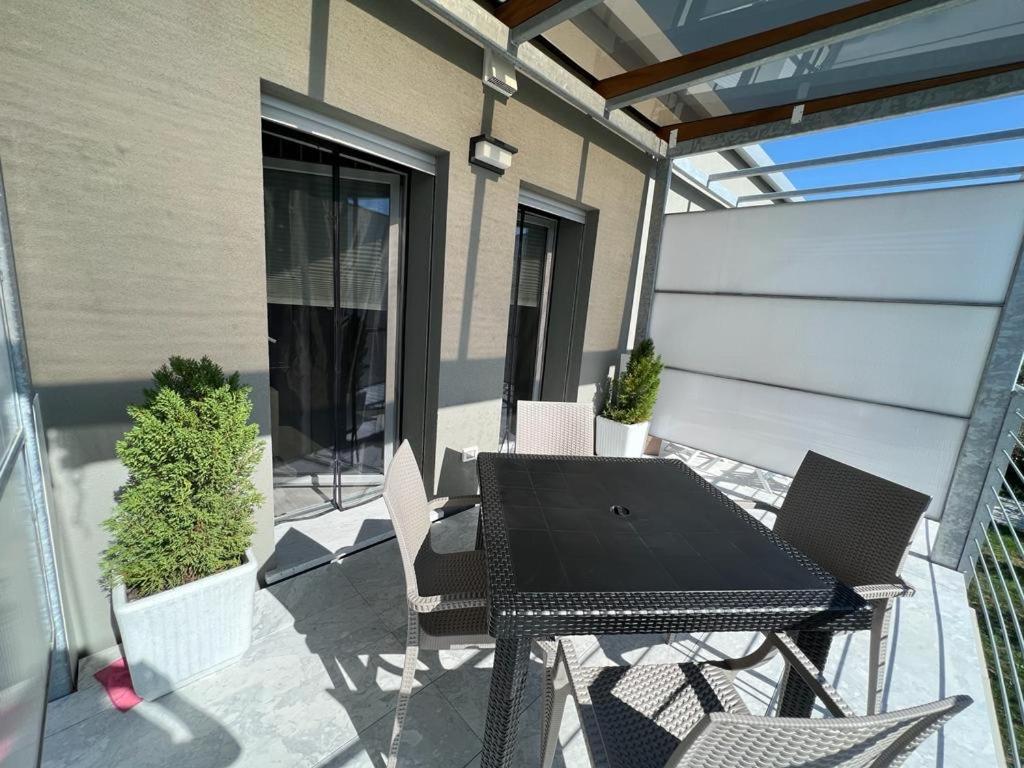 Marinella House