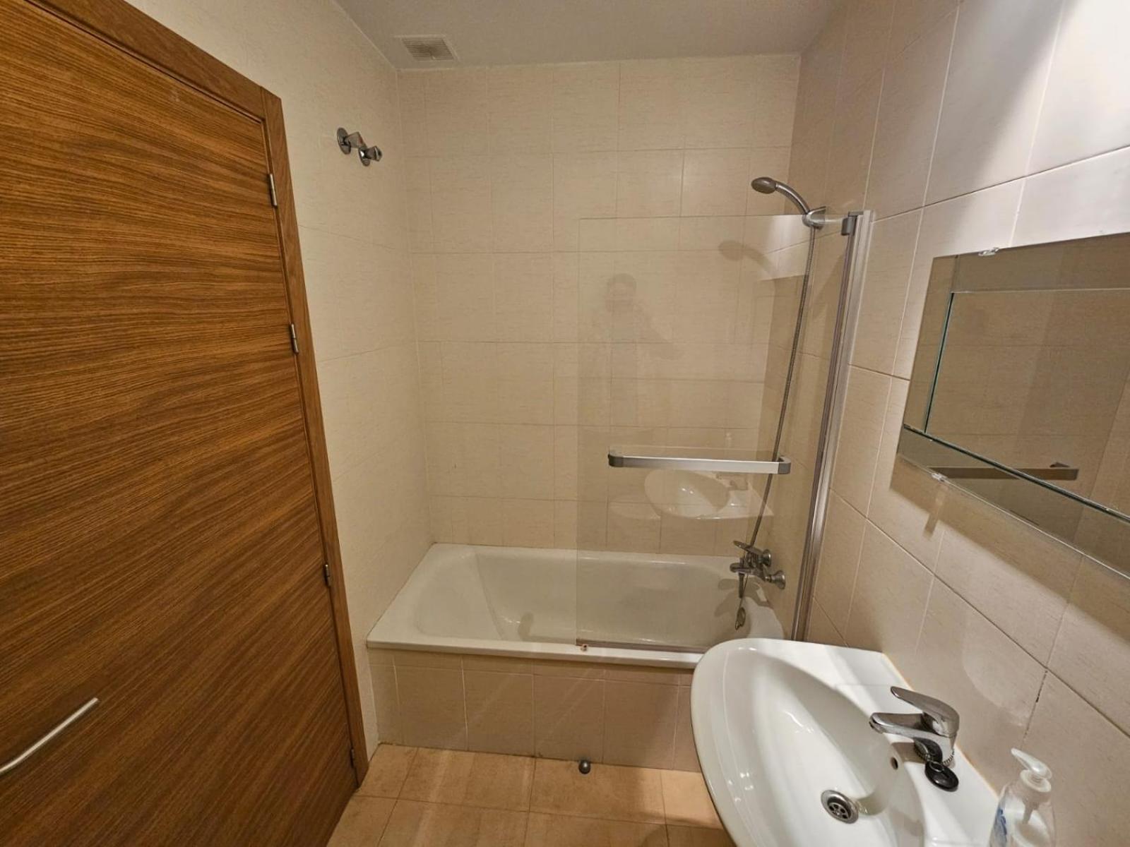 Torre Golf Modern Apartment With WiFi