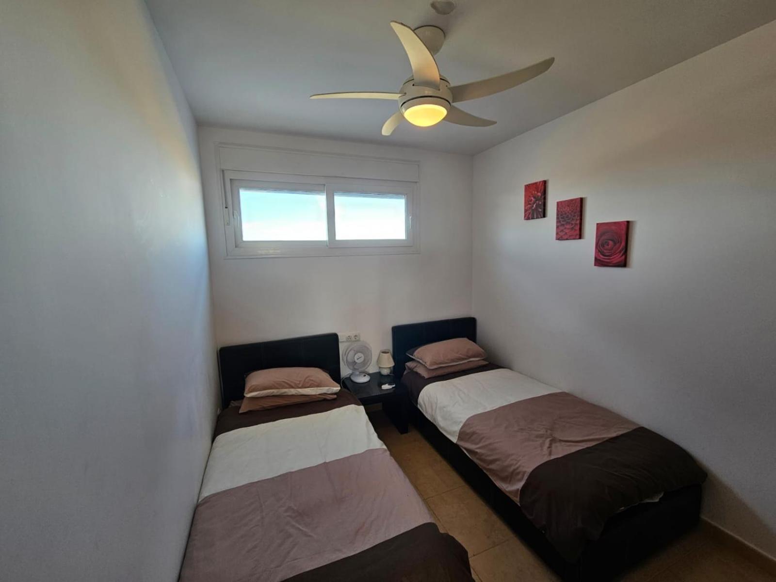 Torre Golf Modern Apartment With WiFi