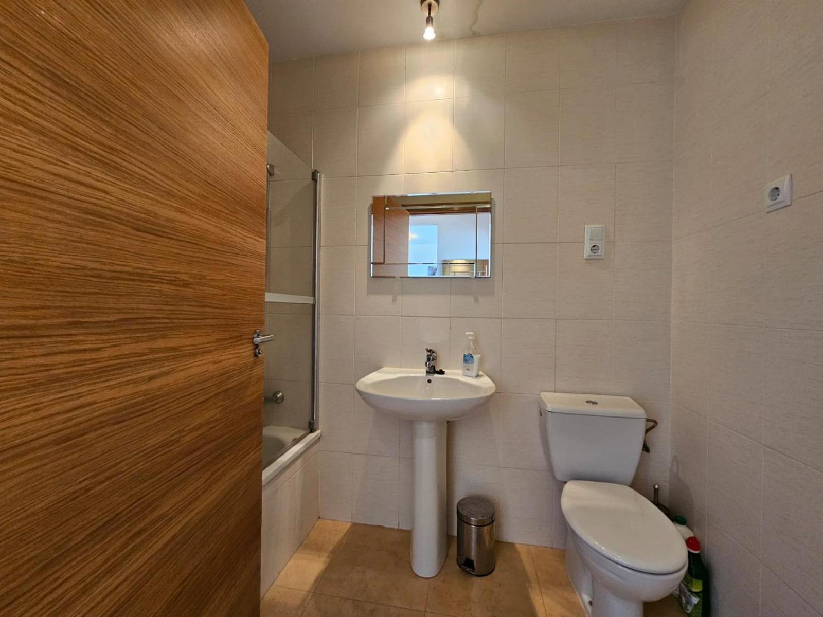 Torre Golf Modern Apartment With WiFi