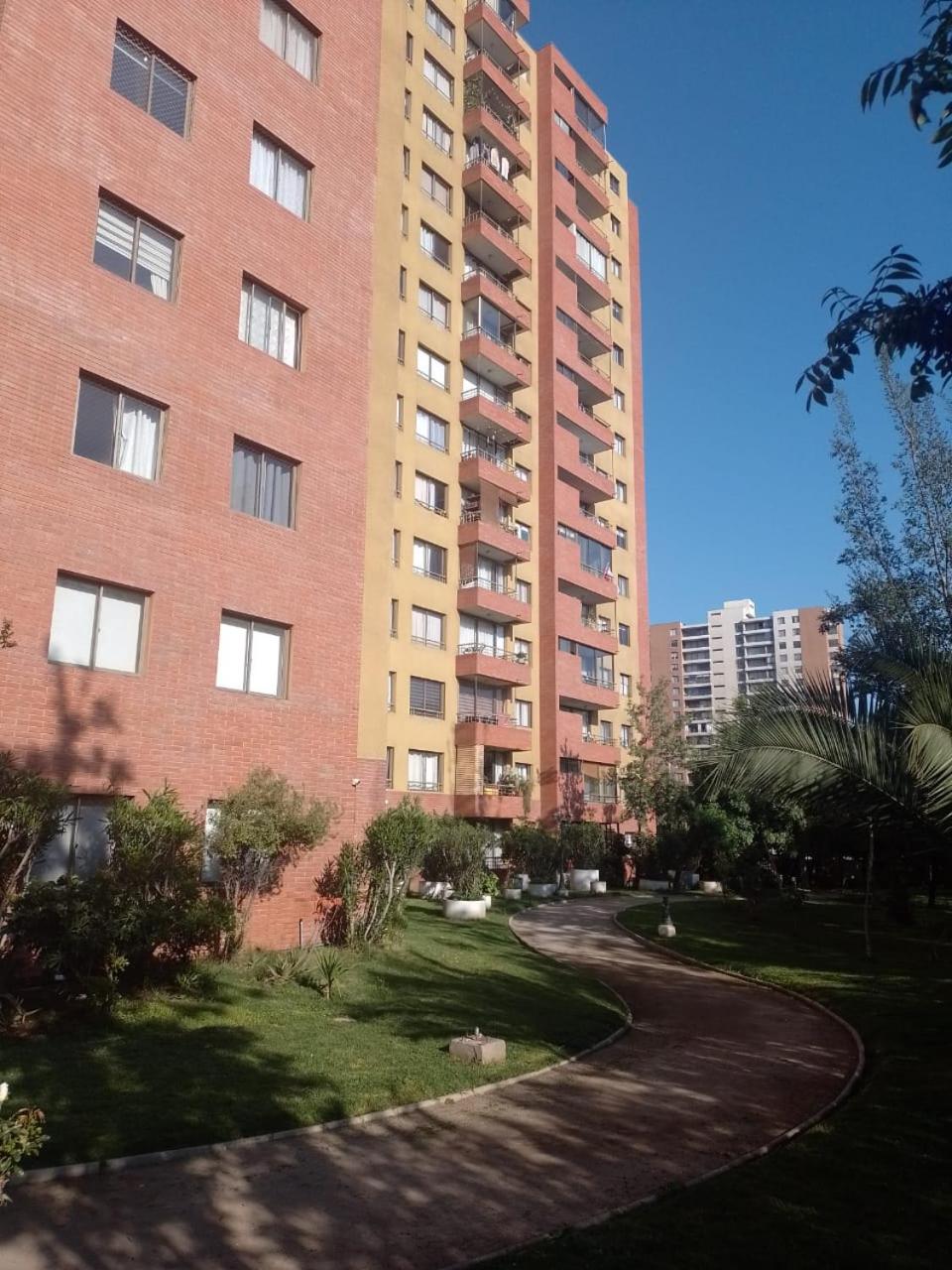 Santiago Aparthotel Florida usar wasap