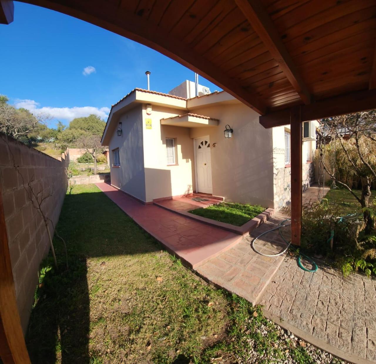 Lorena Houses