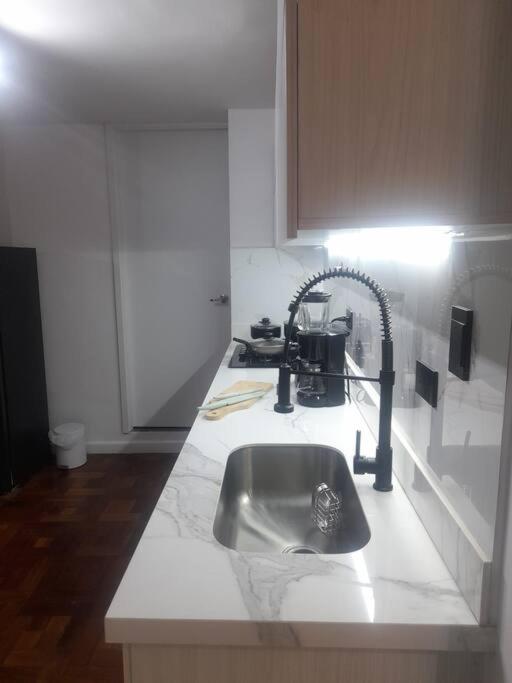 Modern apartment-1 block from El Poblado park