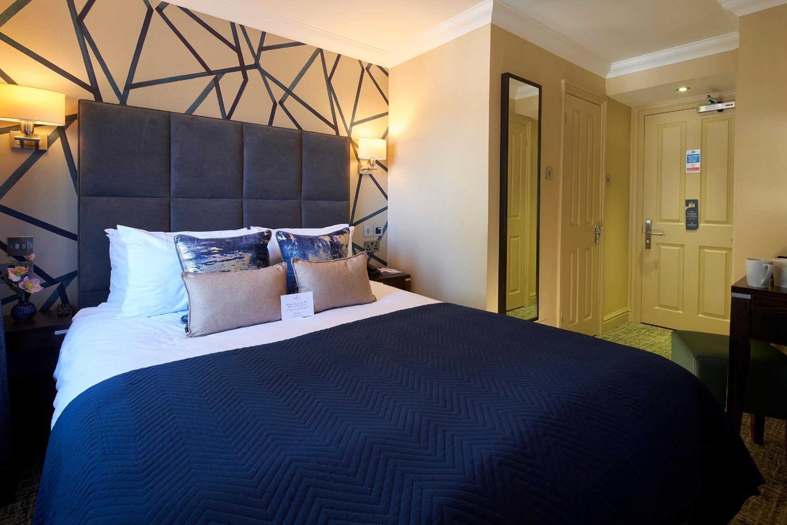 Guildford Vacations - Mandolay Hotel Guildford - Property Image 29