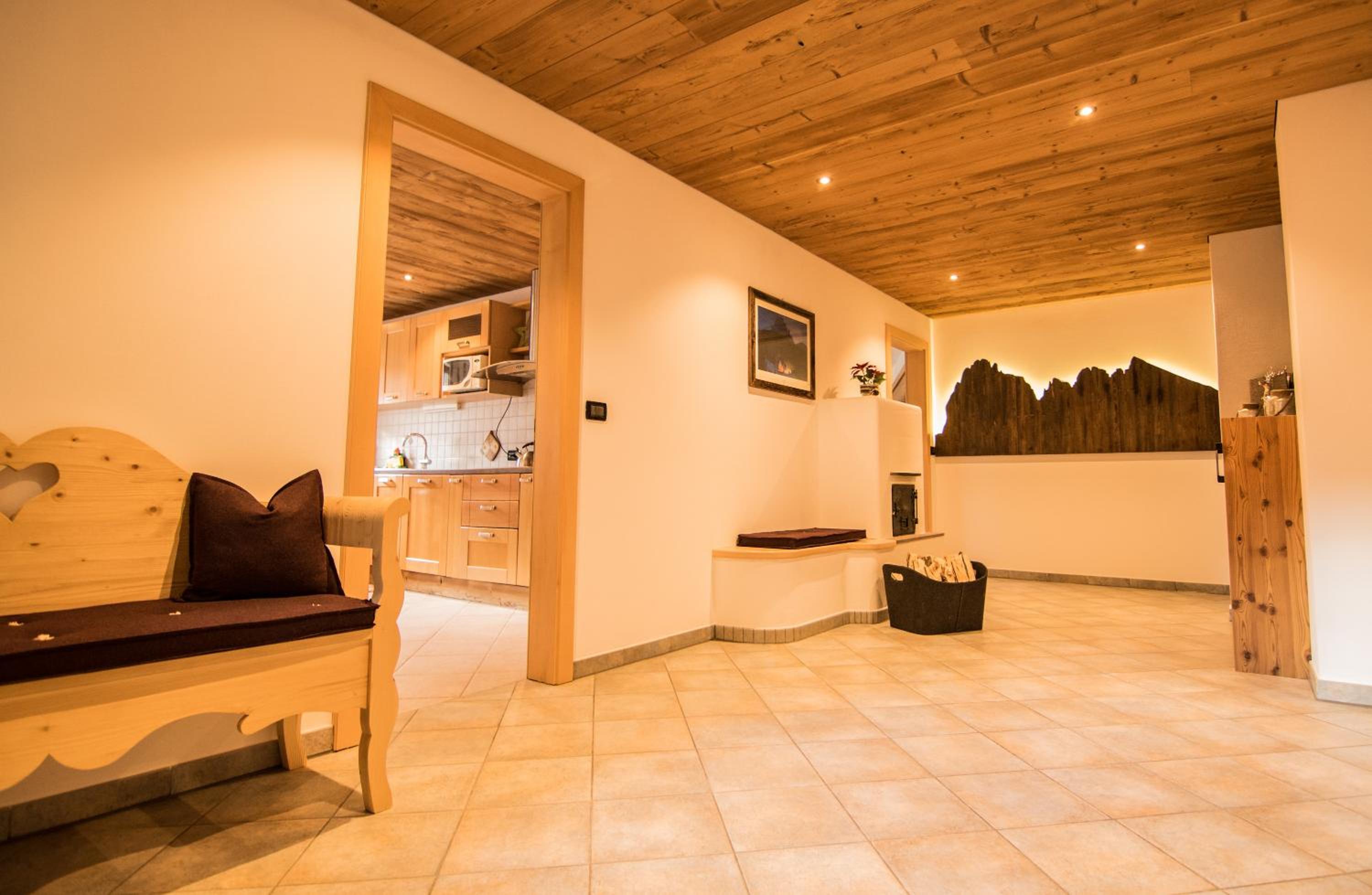 Alpinchalet Apartment Enzian view 5