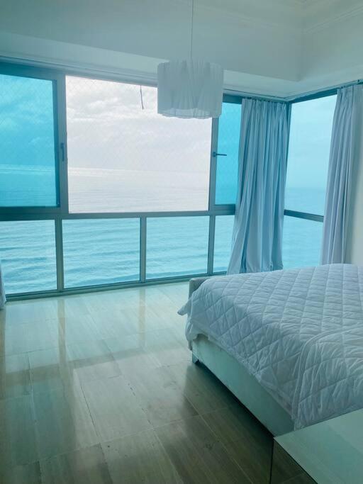 Habitación Privada con vista al mar Ámbar, Malecon Santo Domingo