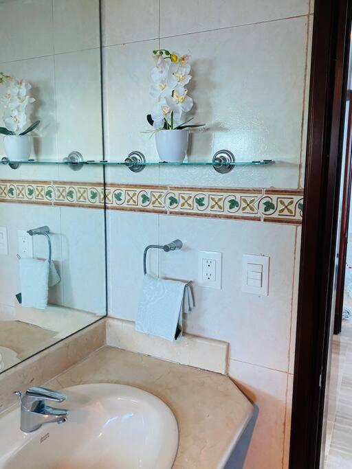 Habitación Privada con vista al mar Ámbar, Malecon Santo Domingo