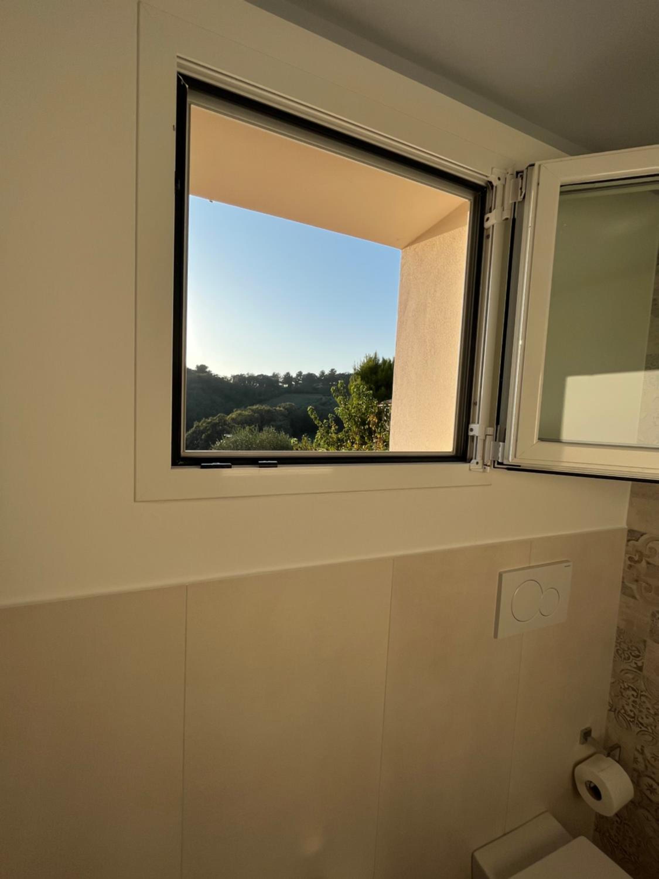 FONTE D'OLIO CONERO RELAIS