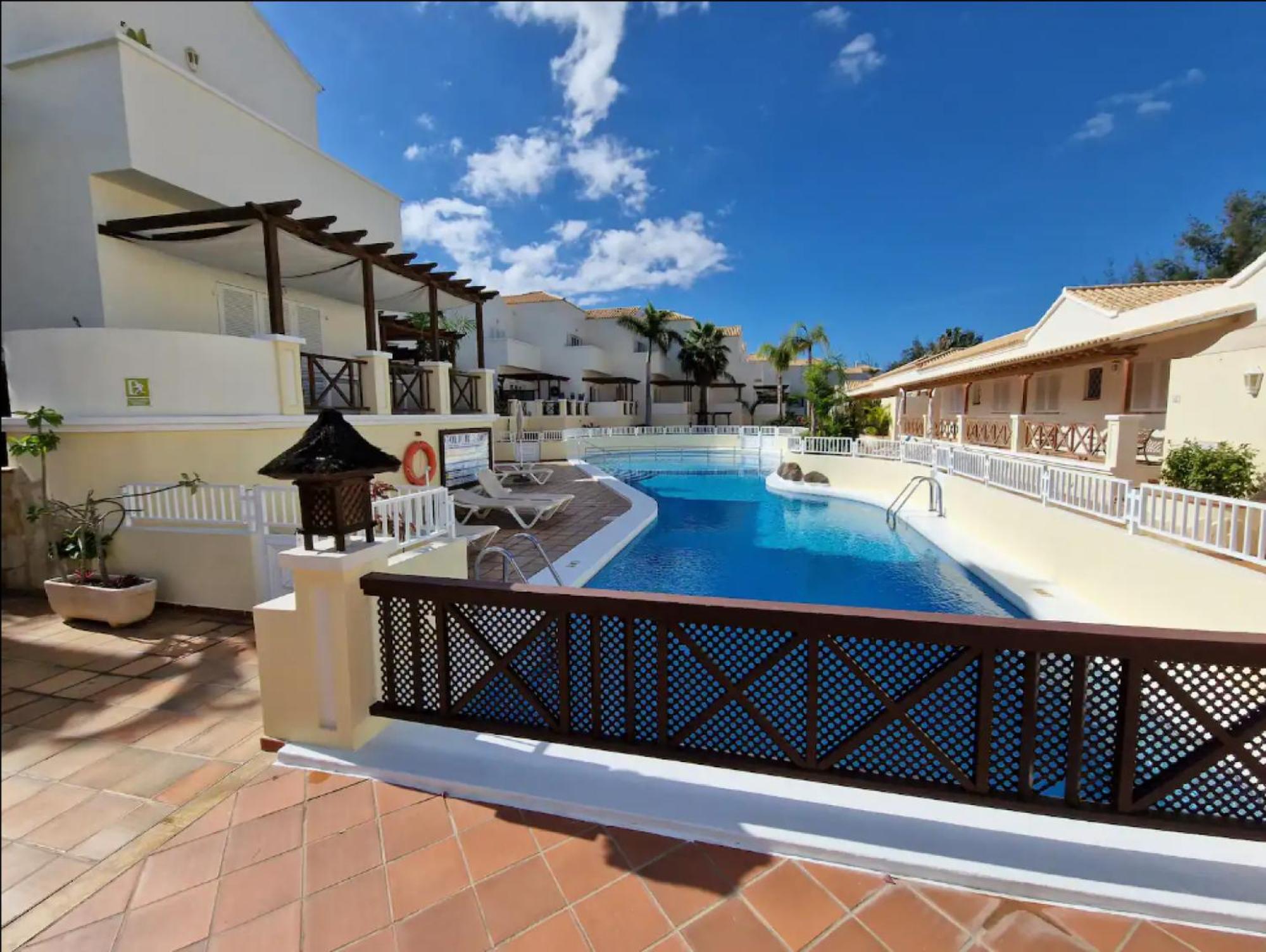Oasis Golf house in Las Americas