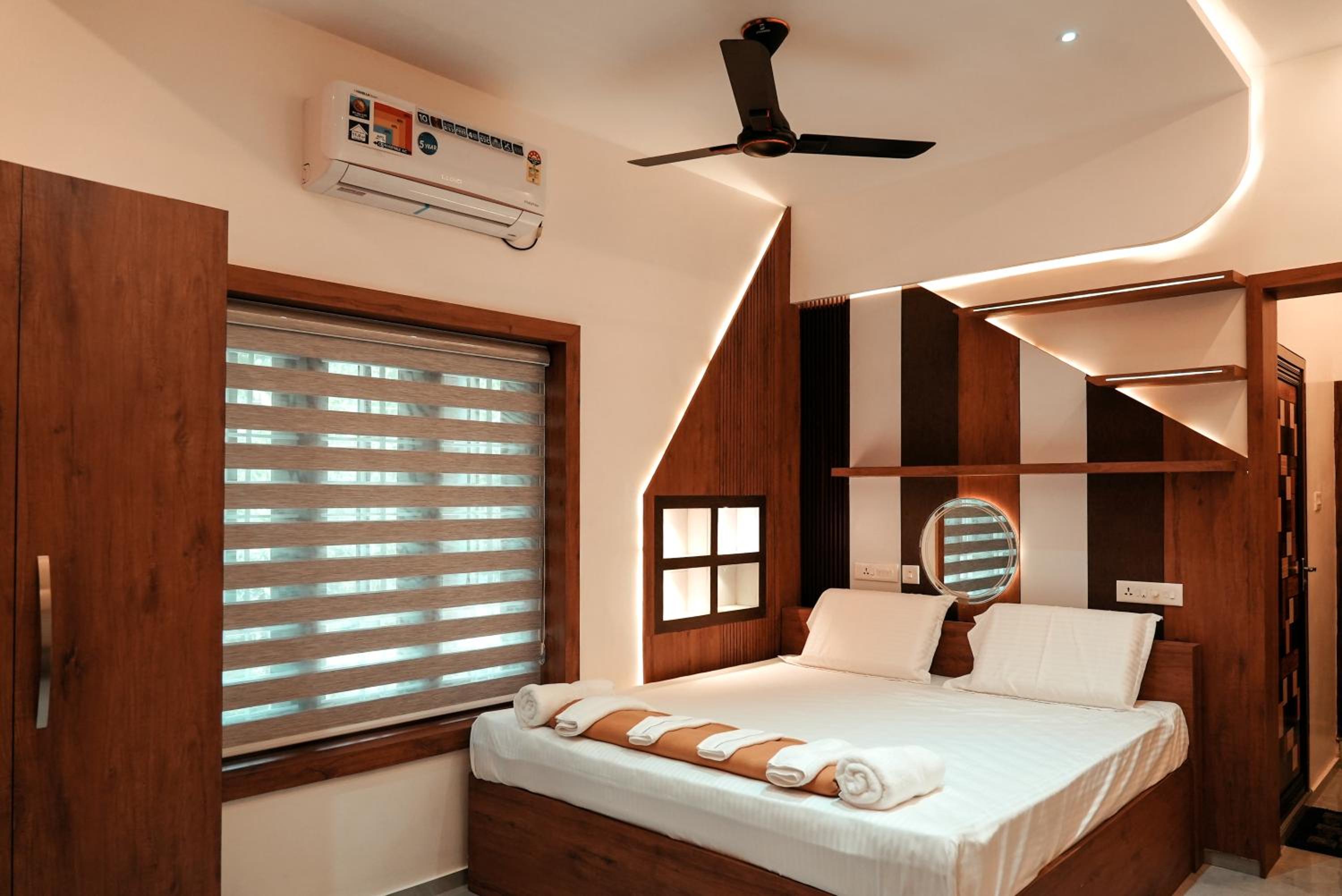 Kalloos Island Backwater Resort