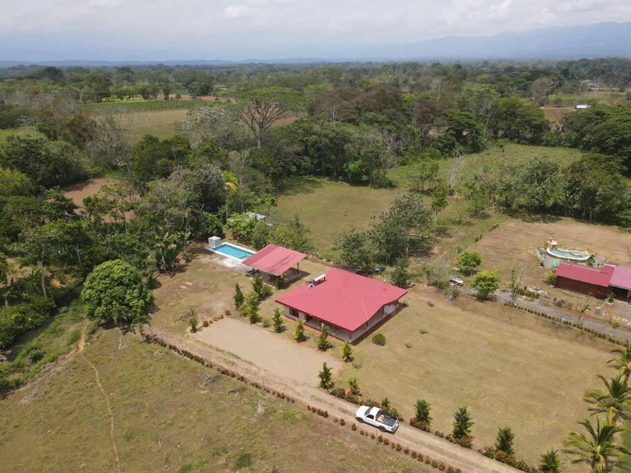 La Fortuna Country House