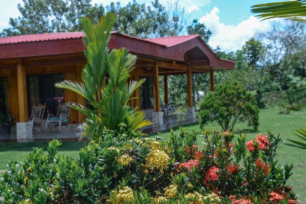 La Fortuna Country House
