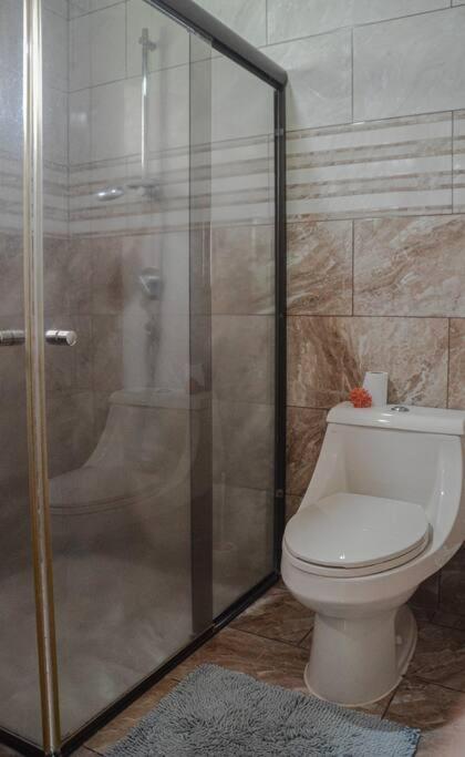 La Fortuna Country House