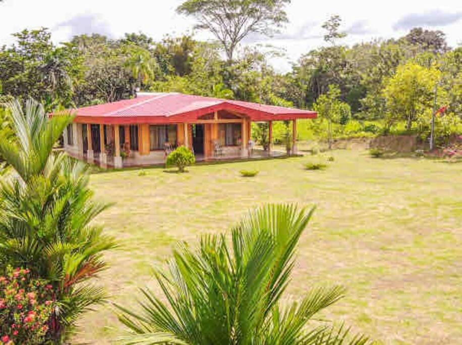 La Fortuna Country House
