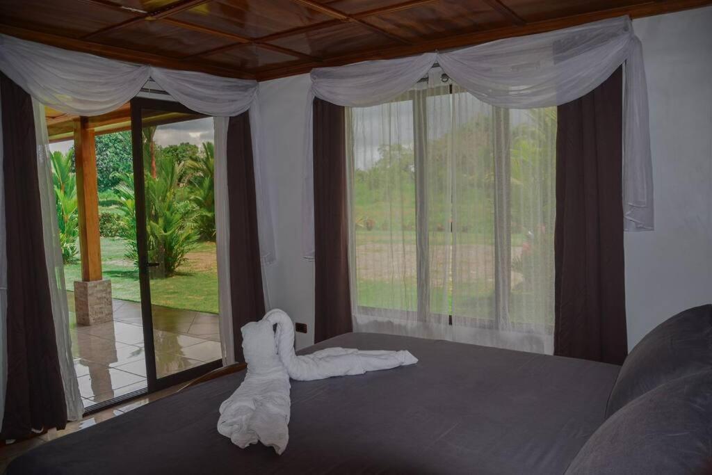 La Fortuna Country House