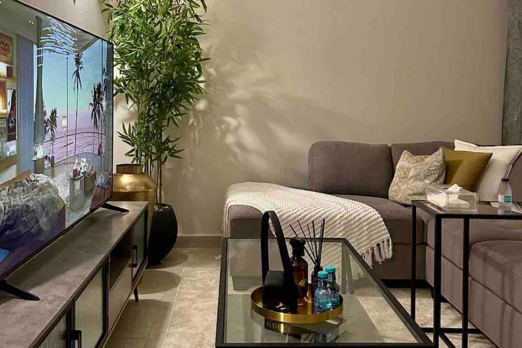 Warm Apartment near to Boulevard