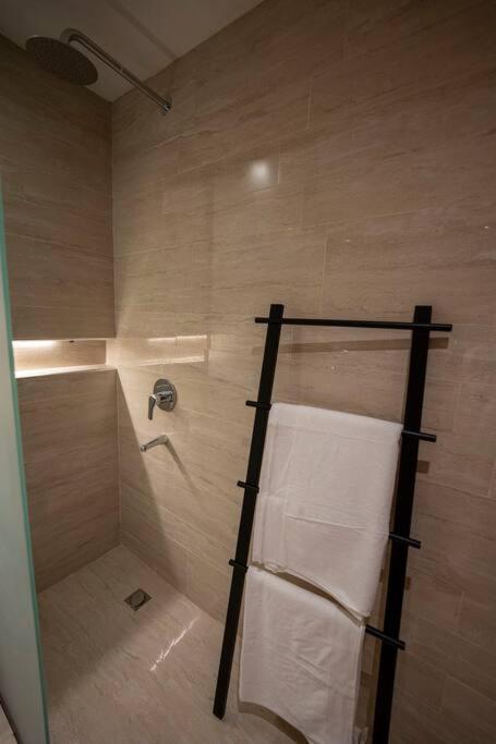Warm Apartment near to Boulevard