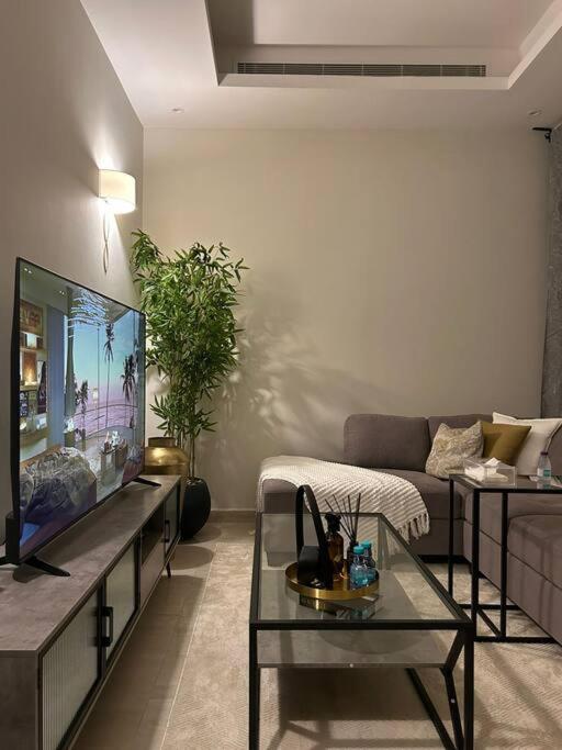 Warm Apartment near to Boulevard