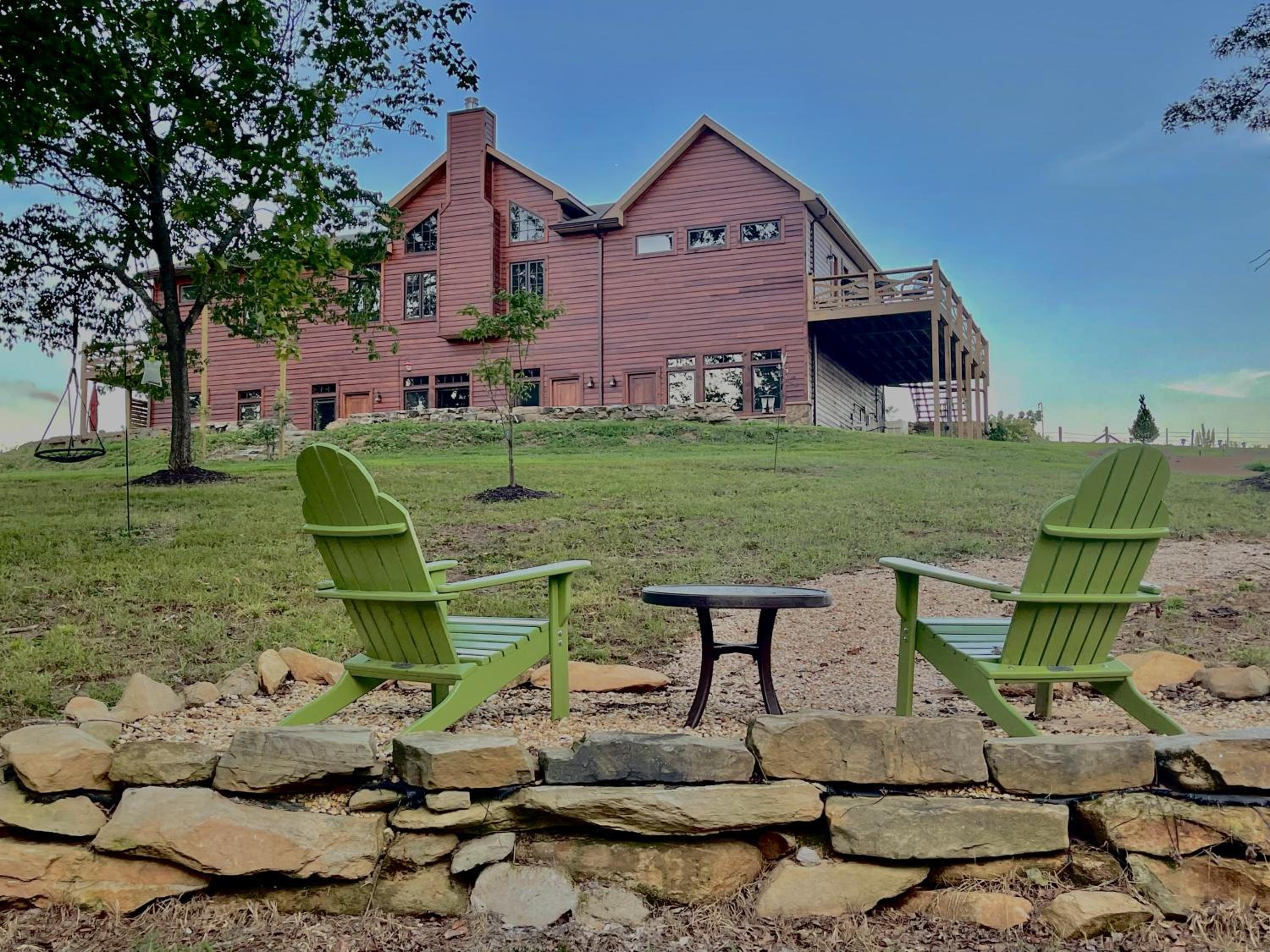 The Dogwood Inn view 2