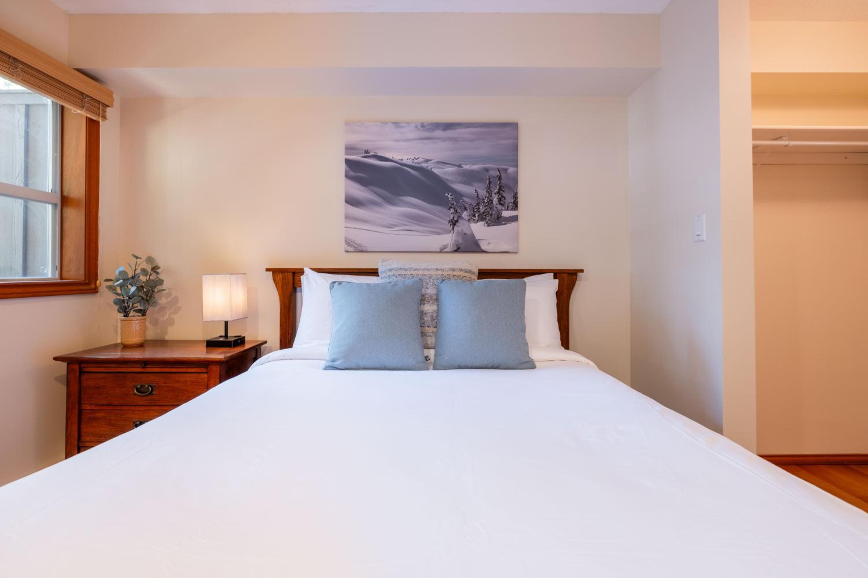 Glacier's Reach by Outpost Whistler view 5