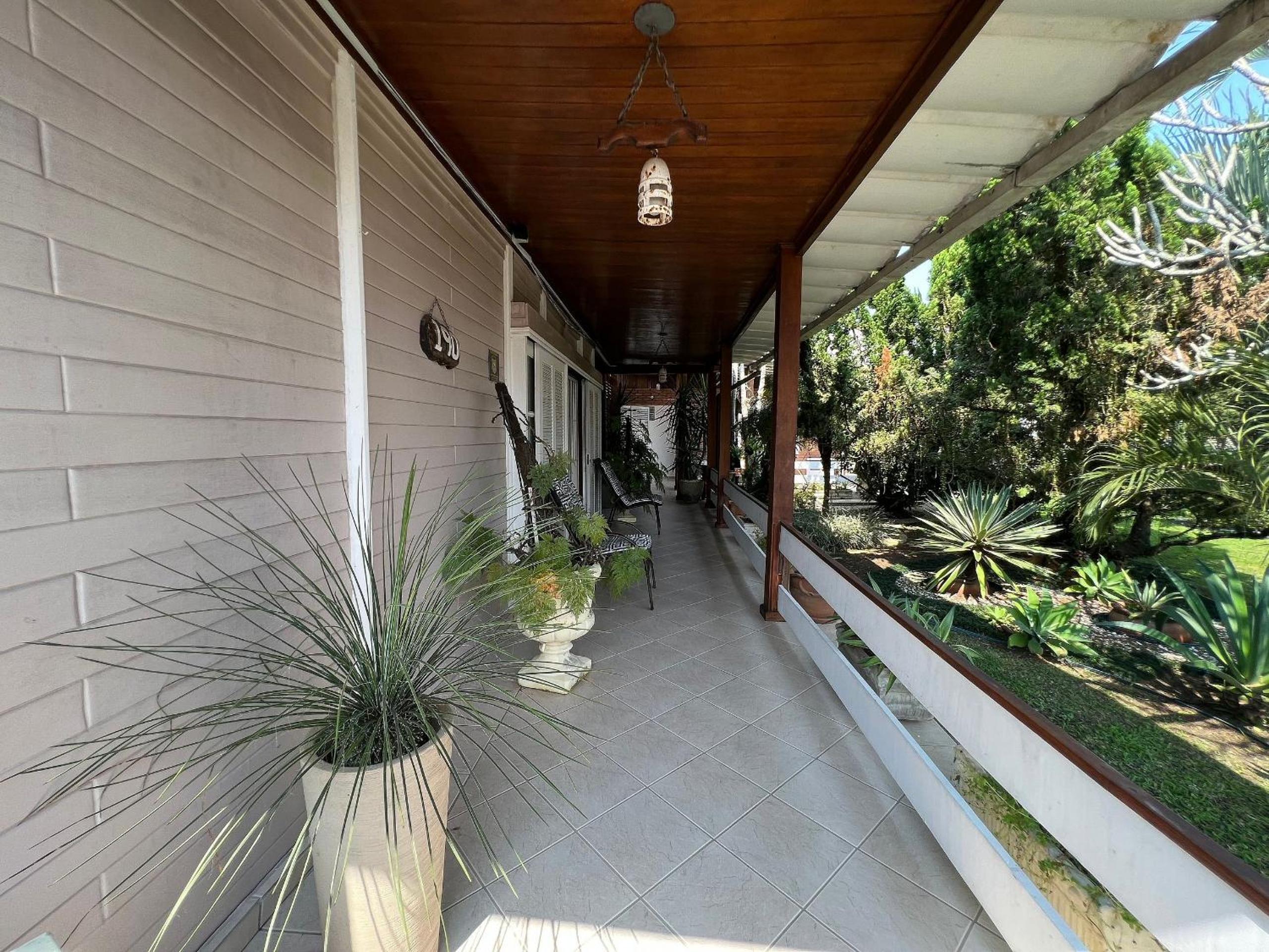 Casa de Praia a 150m da praia com Conforto Total Ar-Condicionado, Enxoval, Wi fi e Piscina Privativa