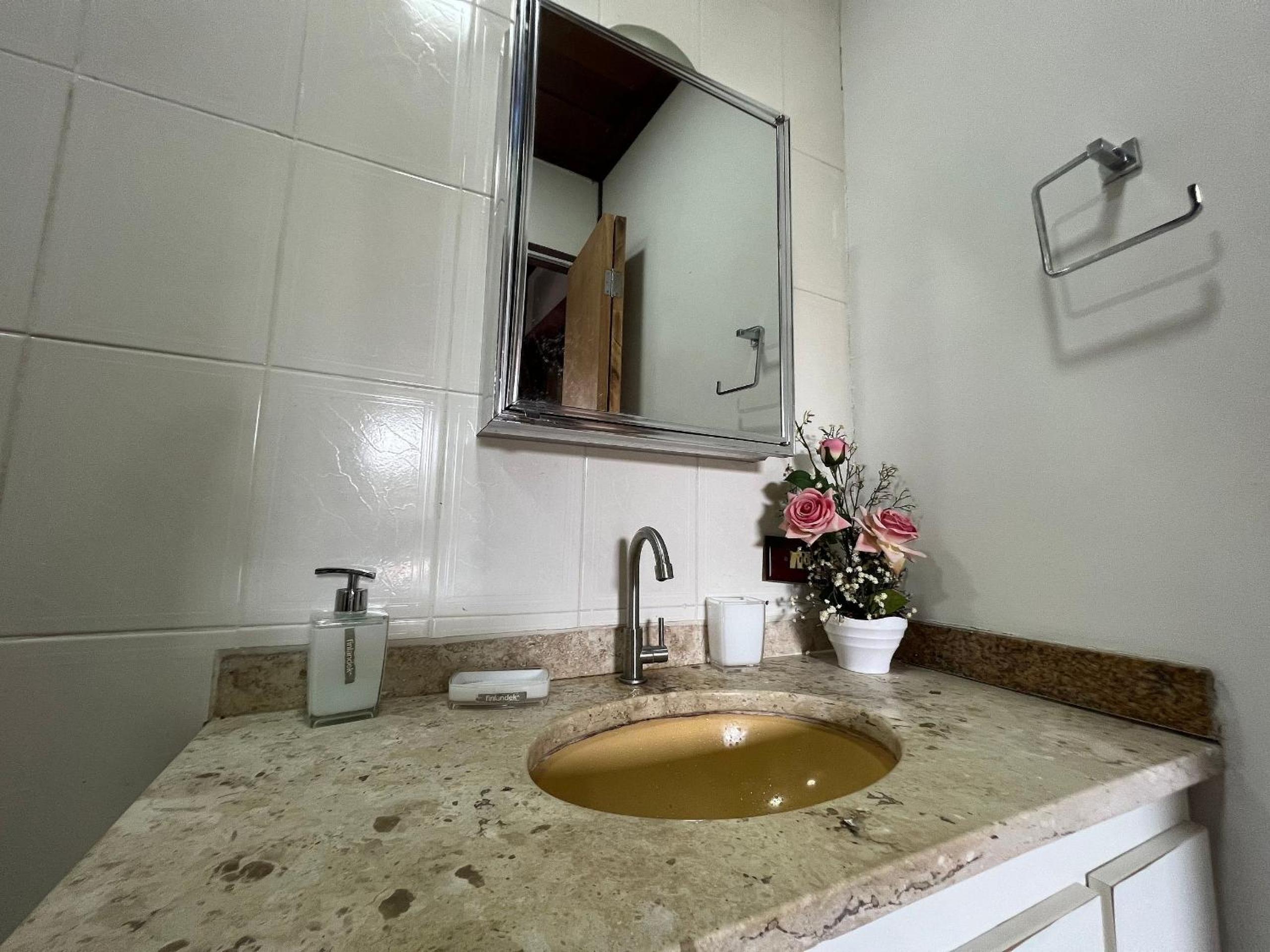 Casa de Praia a 150m da praia com Conforto Total Ar-Condicionado, Enxoval, Wi fi e Piscina Privativa