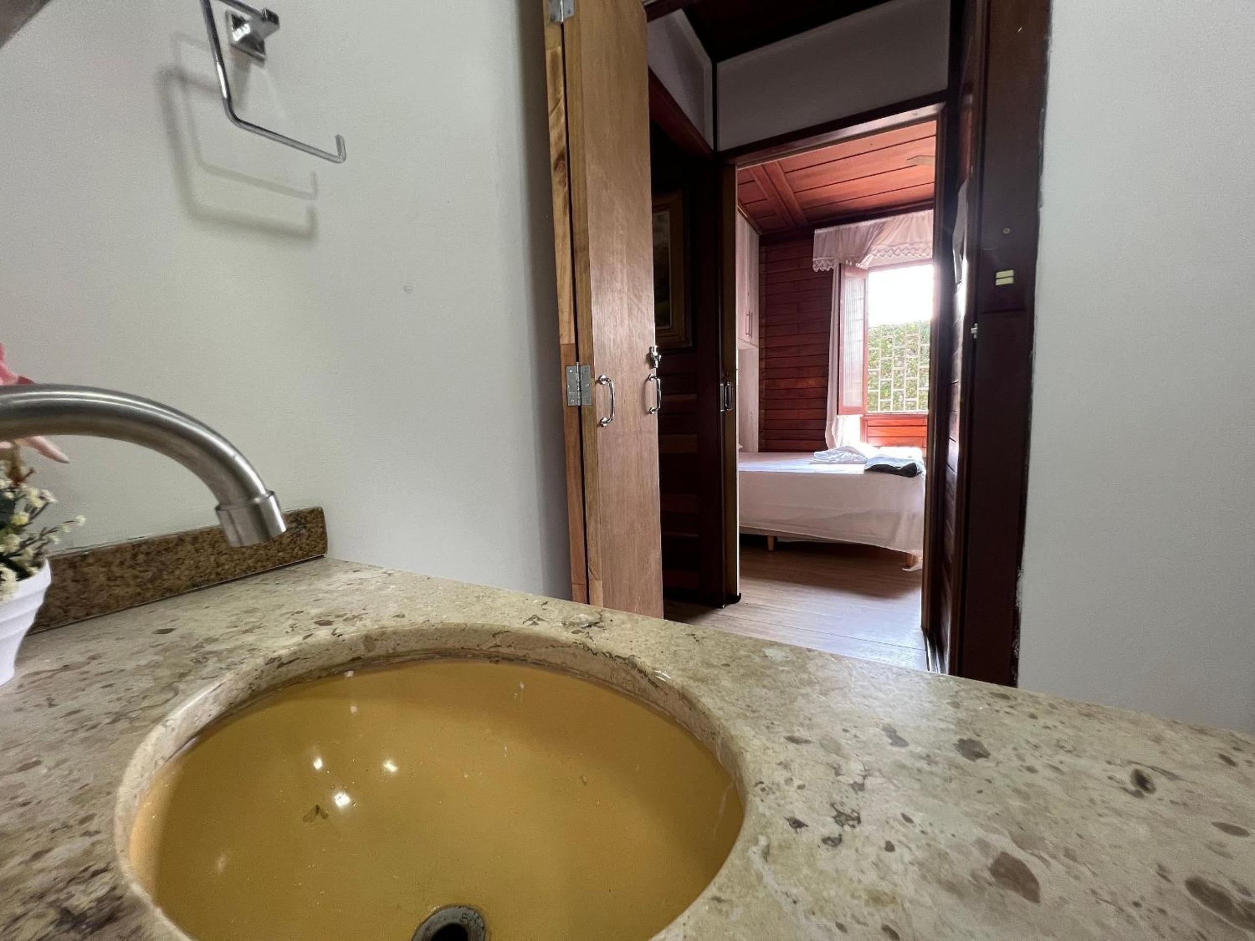 Casa de Praia a 150m da praia com Conforto Total Ar-Condicionado, Enxoval, Wi fi e Piscina Privativa