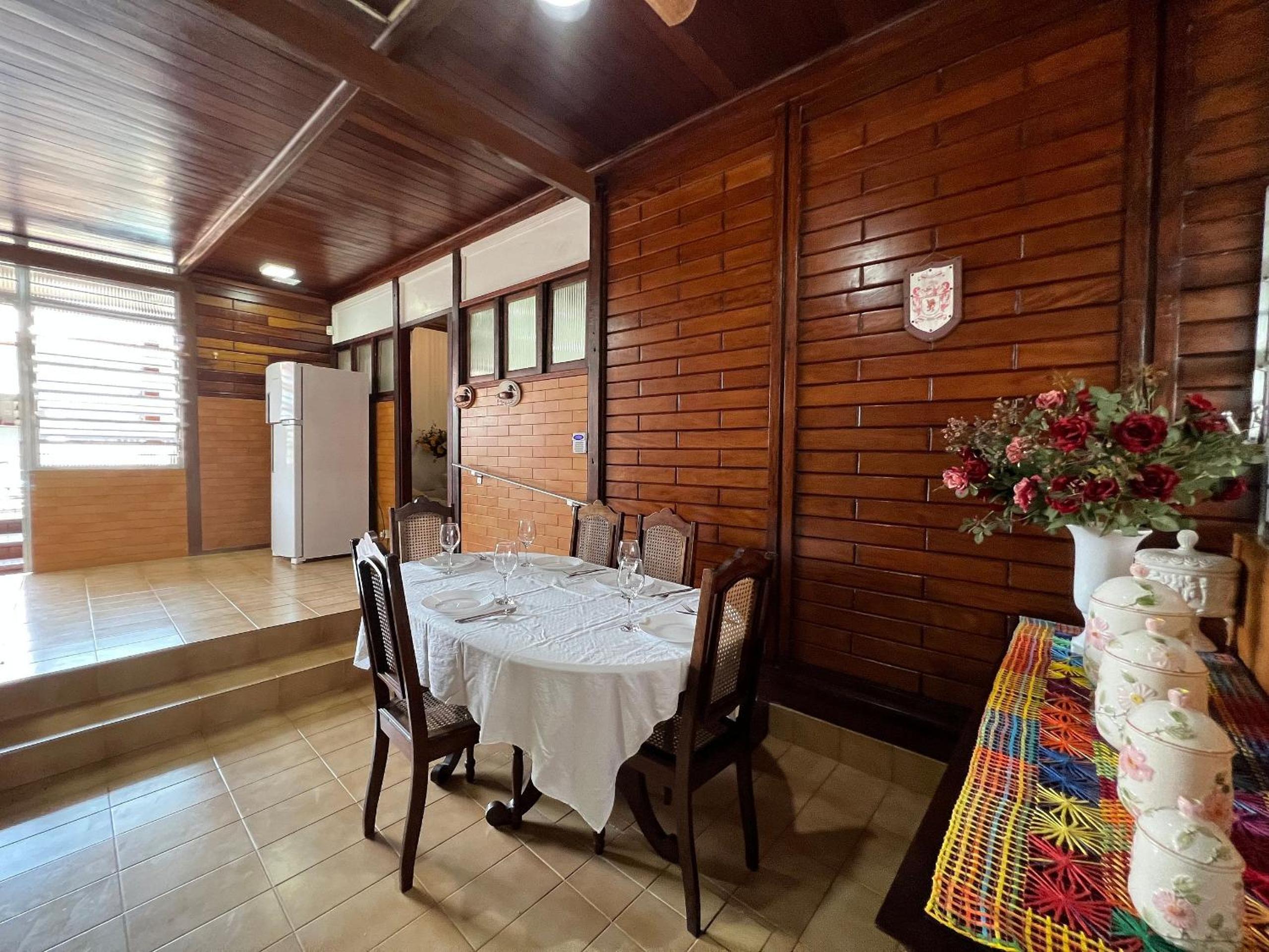 Casa de Praia a 150m da praia com Conforto Total Ar-Condicionado, Enxoval, Wi fi e Piscina Privativa