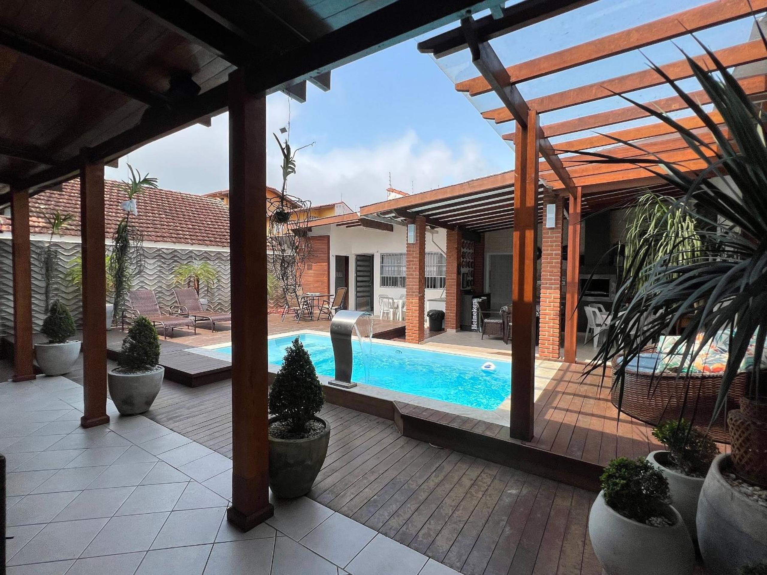 Casa de Praia a 150m da praia com Conforto Total Ar-Condicionado, Enxoval, Wi fi e Piscina Privativa