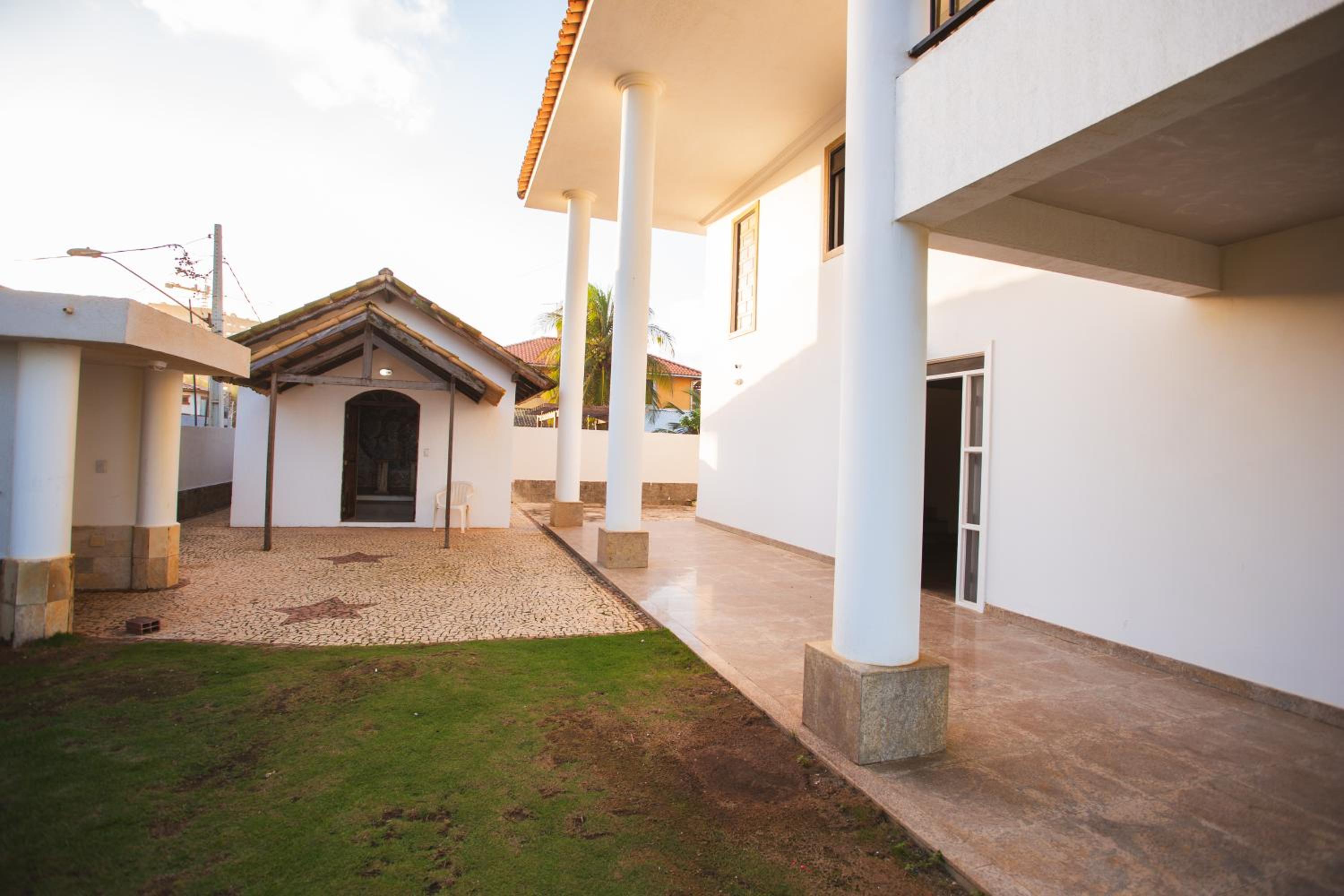 casa em Vilas do Atlantico frente ao mar