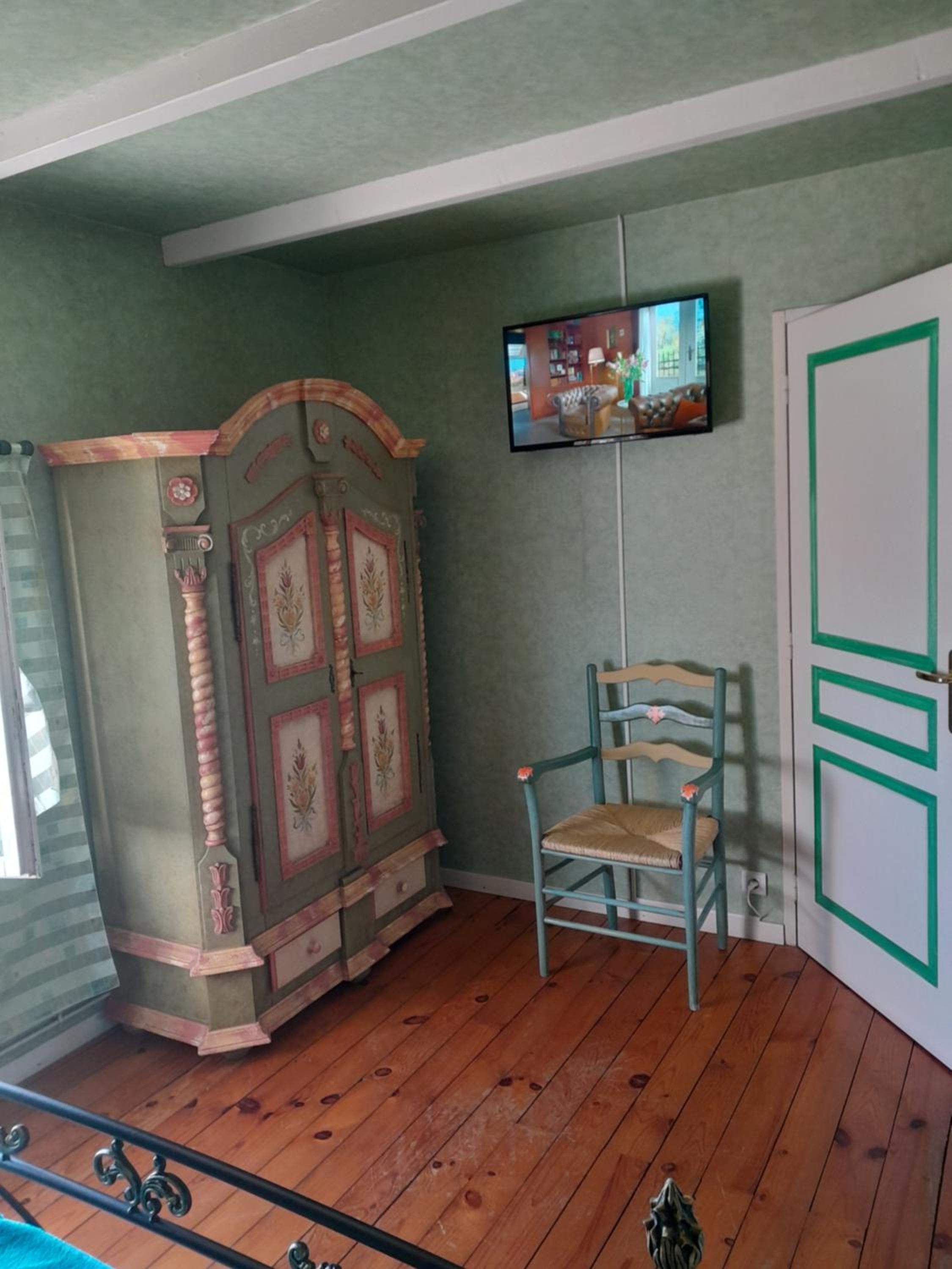 Photo 41