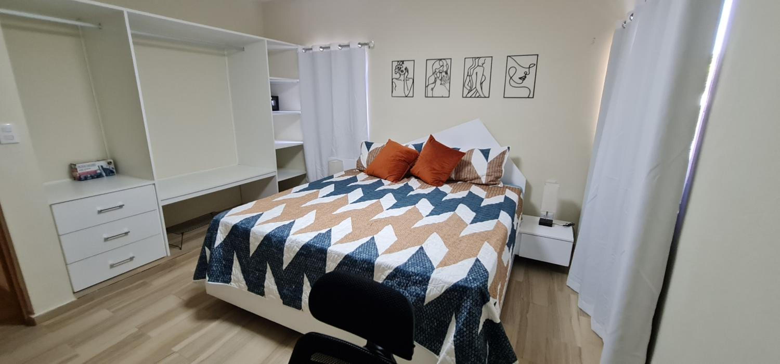 Apartament central frente al mar