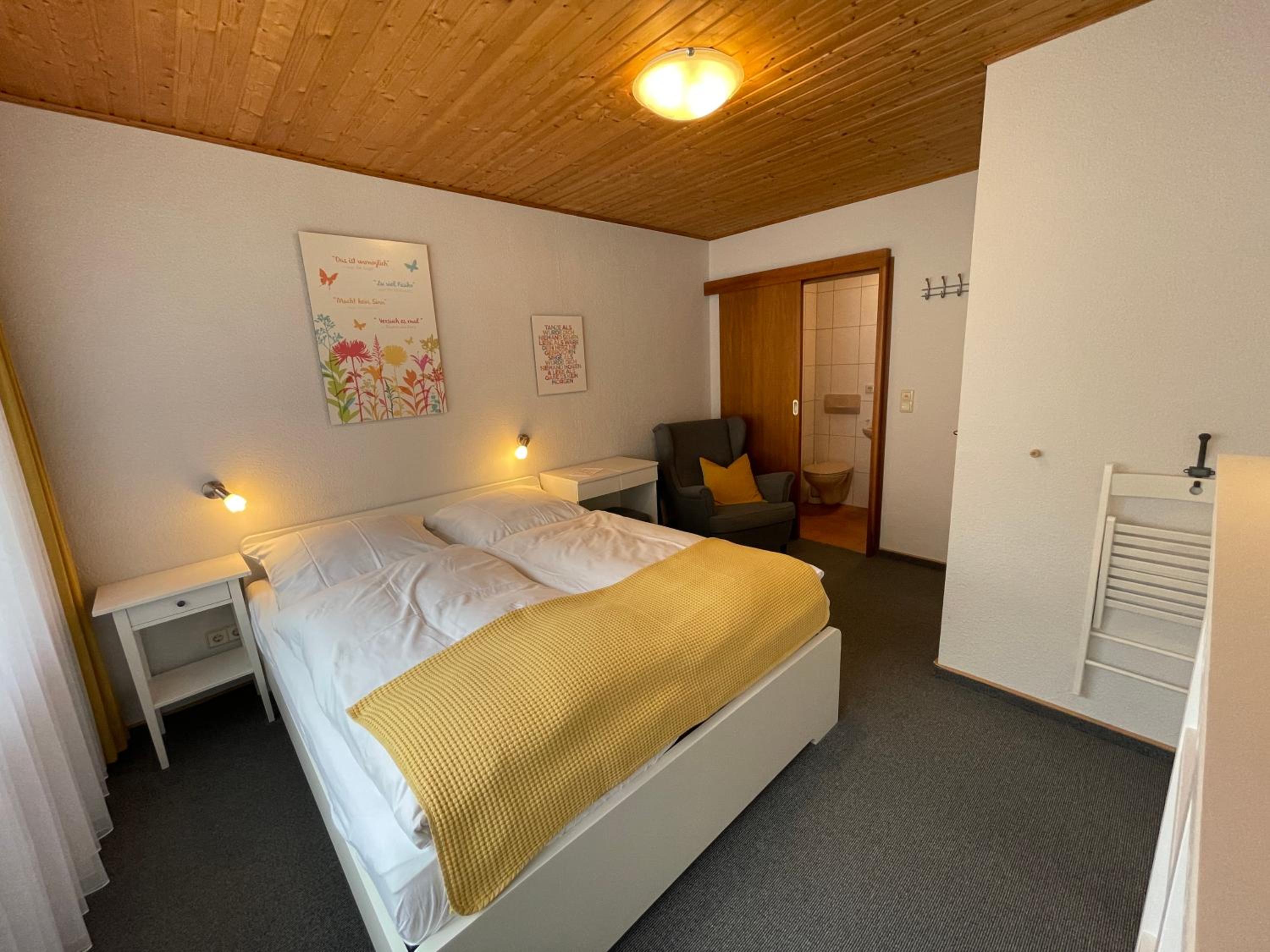 Ferienwohnungen Haus zur Linde