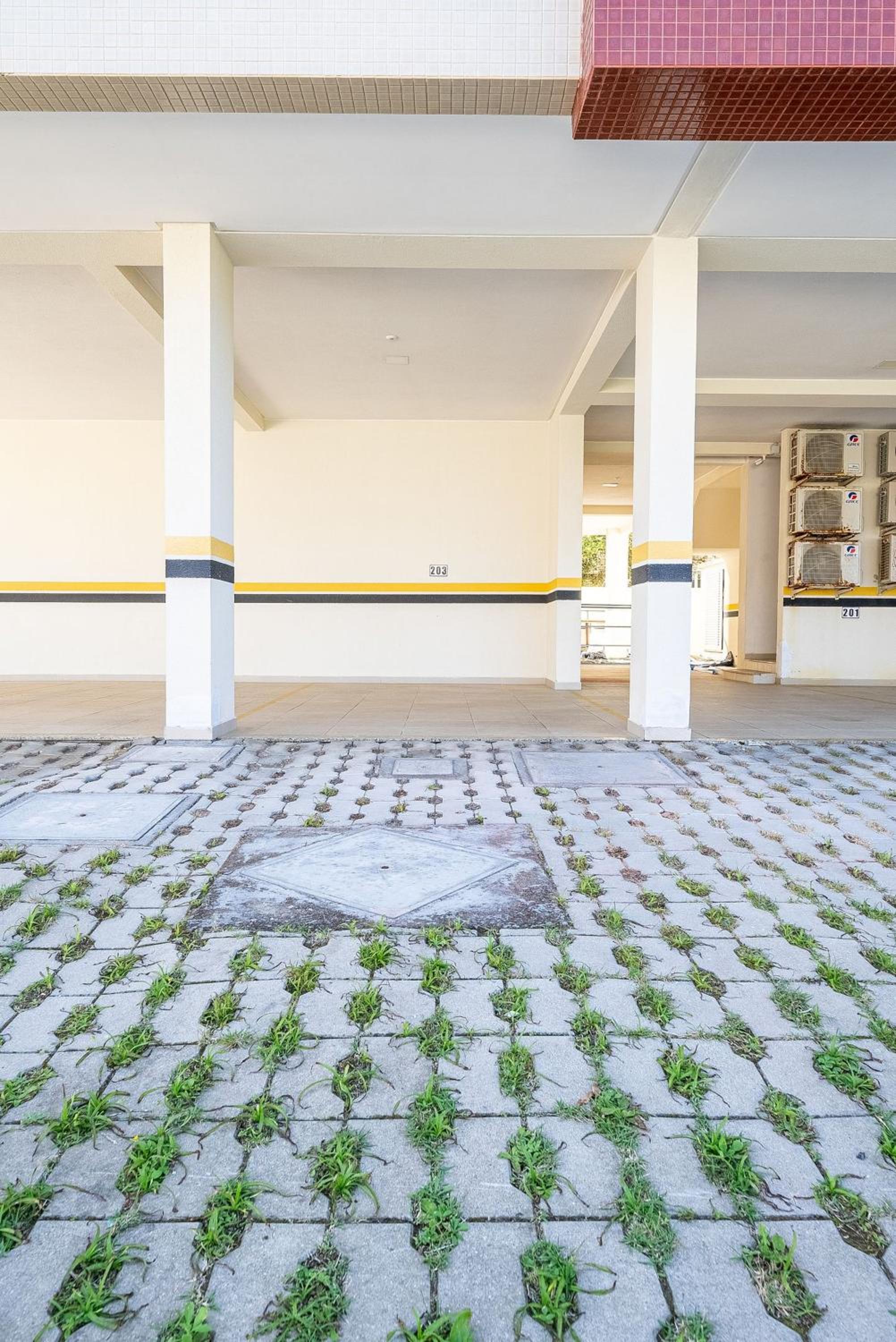 Edifício Costa Brava em Canto Grande Bombinhas