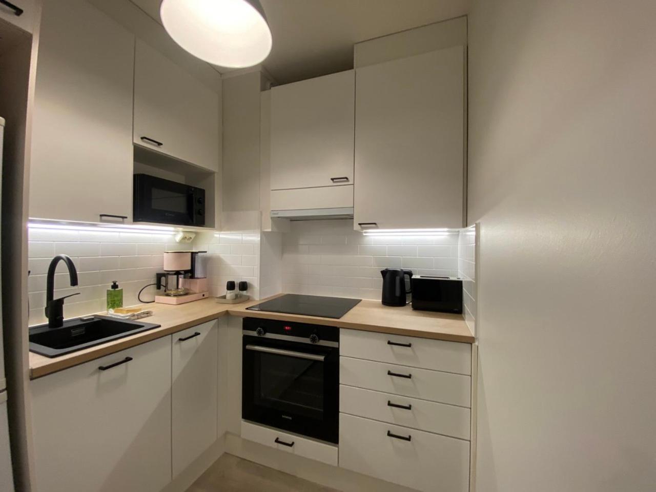 Funky City Apartment By Lapland Host