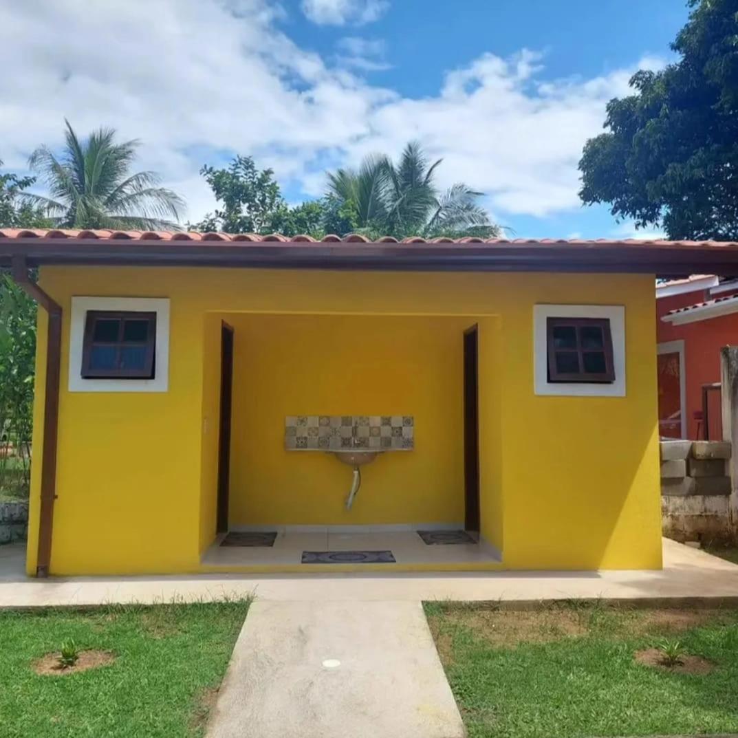 Charmosa Casa com 06 suítes na praia, beira rio Juqueriquere com rampa para barcos e jet sky