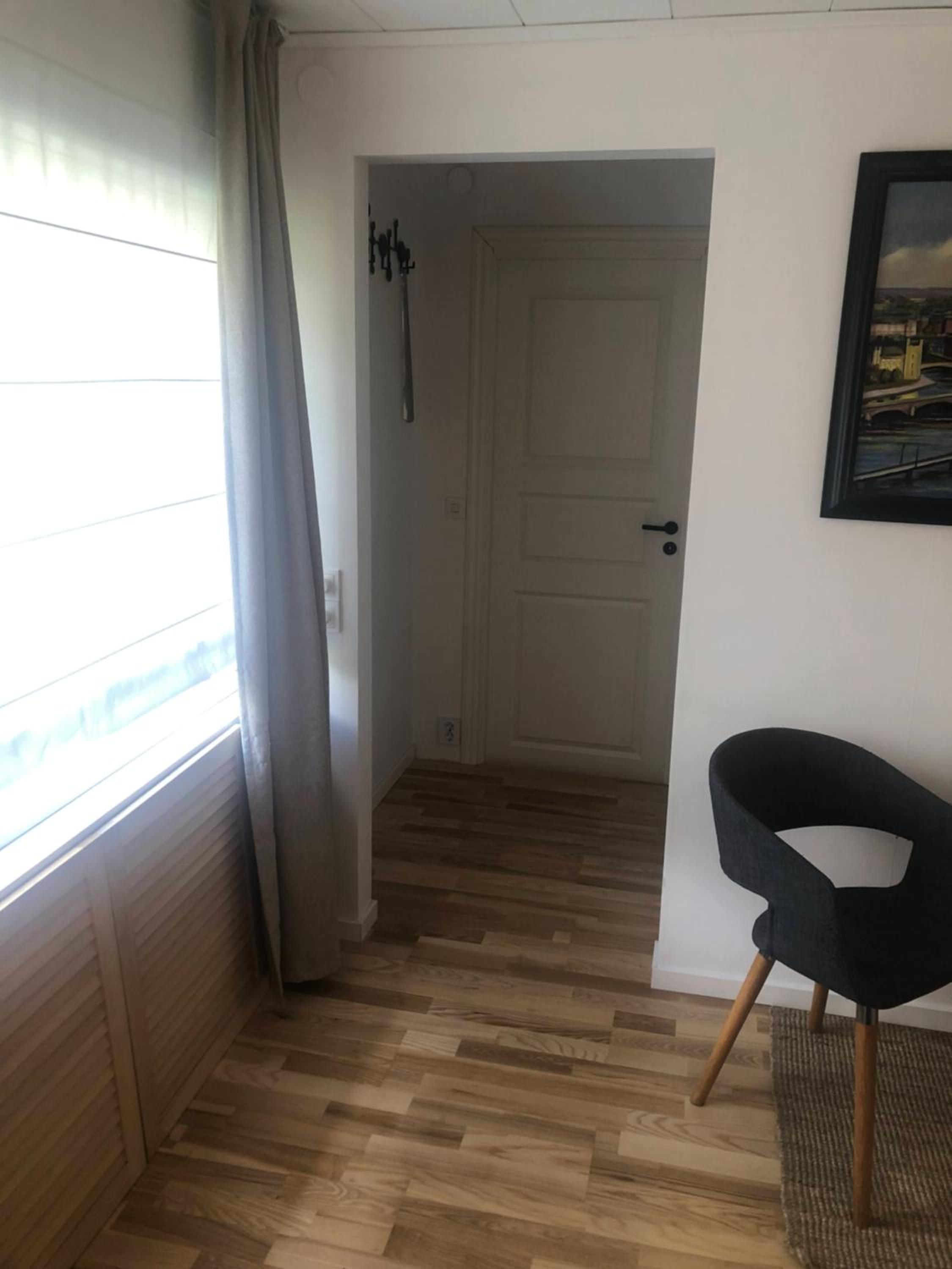 Private space with 2 bedrooms view 3
