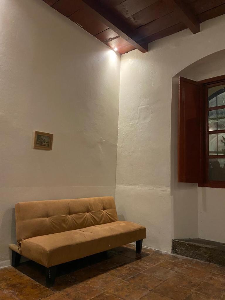 APARTAMENTO EN EL CENTRO DE ANTIGUA GUATEMALA