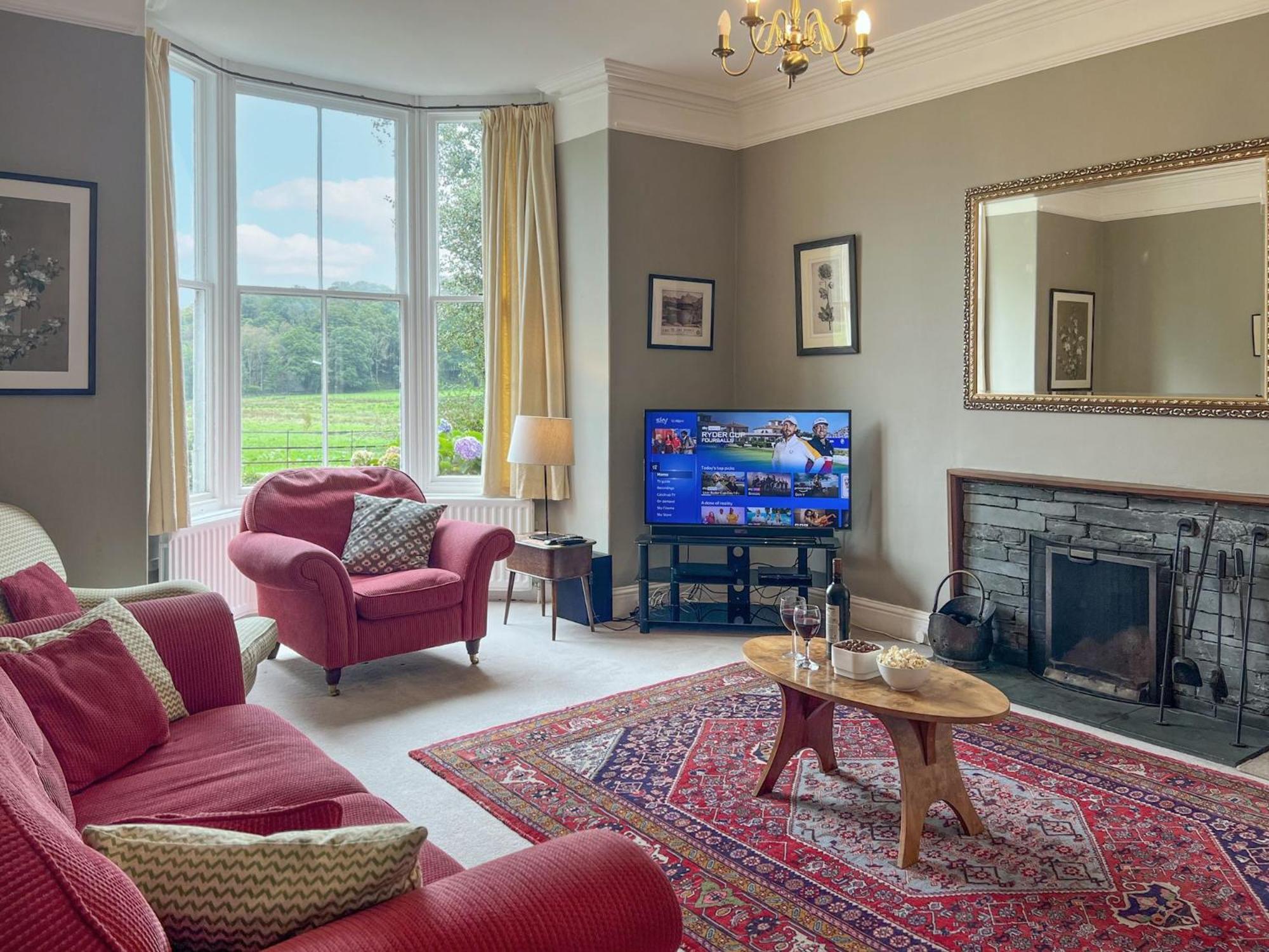 Little Parrock, Grasmere nestled at the foot of Helm Crag with walks from the door view 2