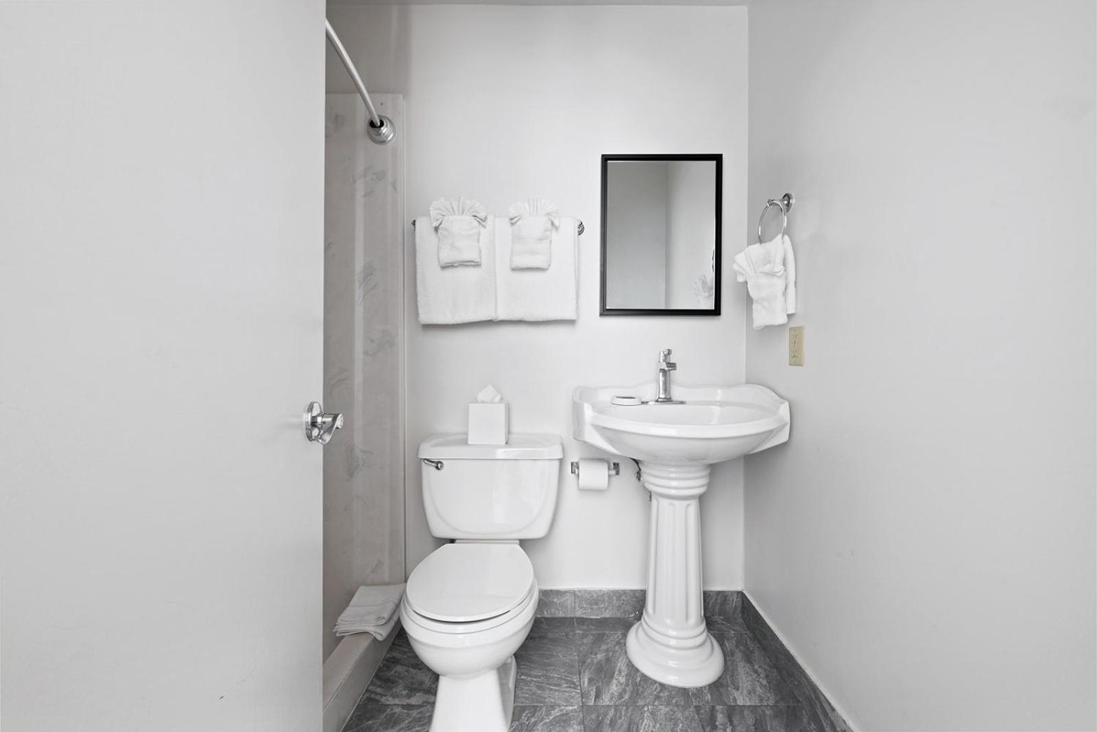 New Orleans Vacations - Historic Streetcar Inn - Property Image 34