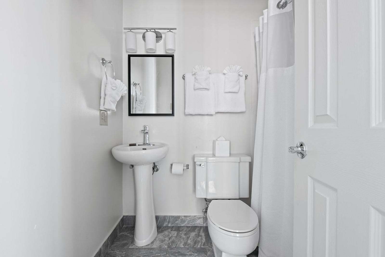 New Orleans Vacations - Historic Streetcar Inn - Property Image 53