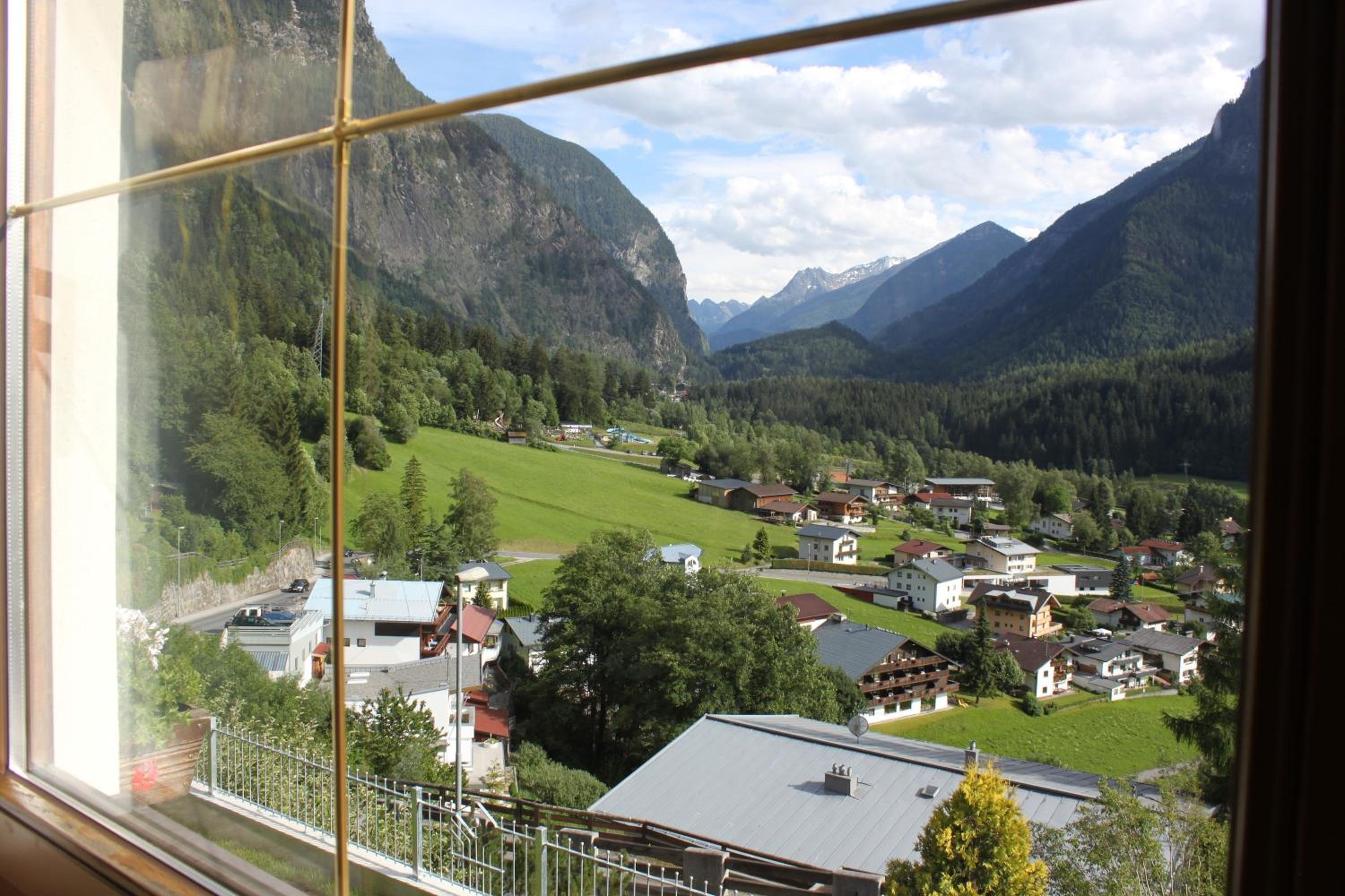 Panorama Appartements Mora - 3 Edelweiß Superior
