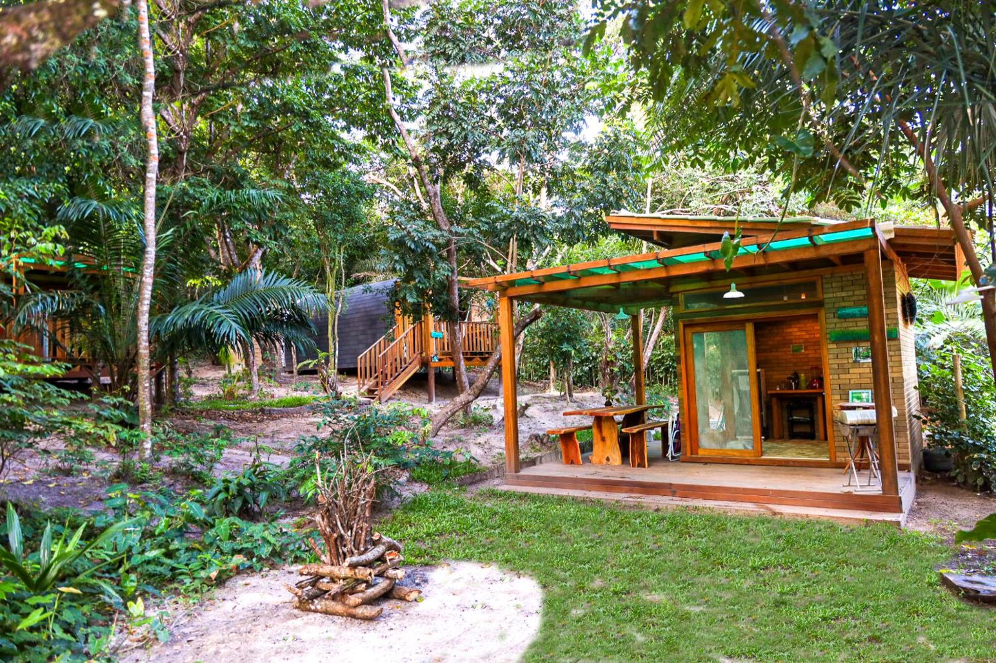 Alquimia Zen IGLUs de eucalipto na Reserva Aruá