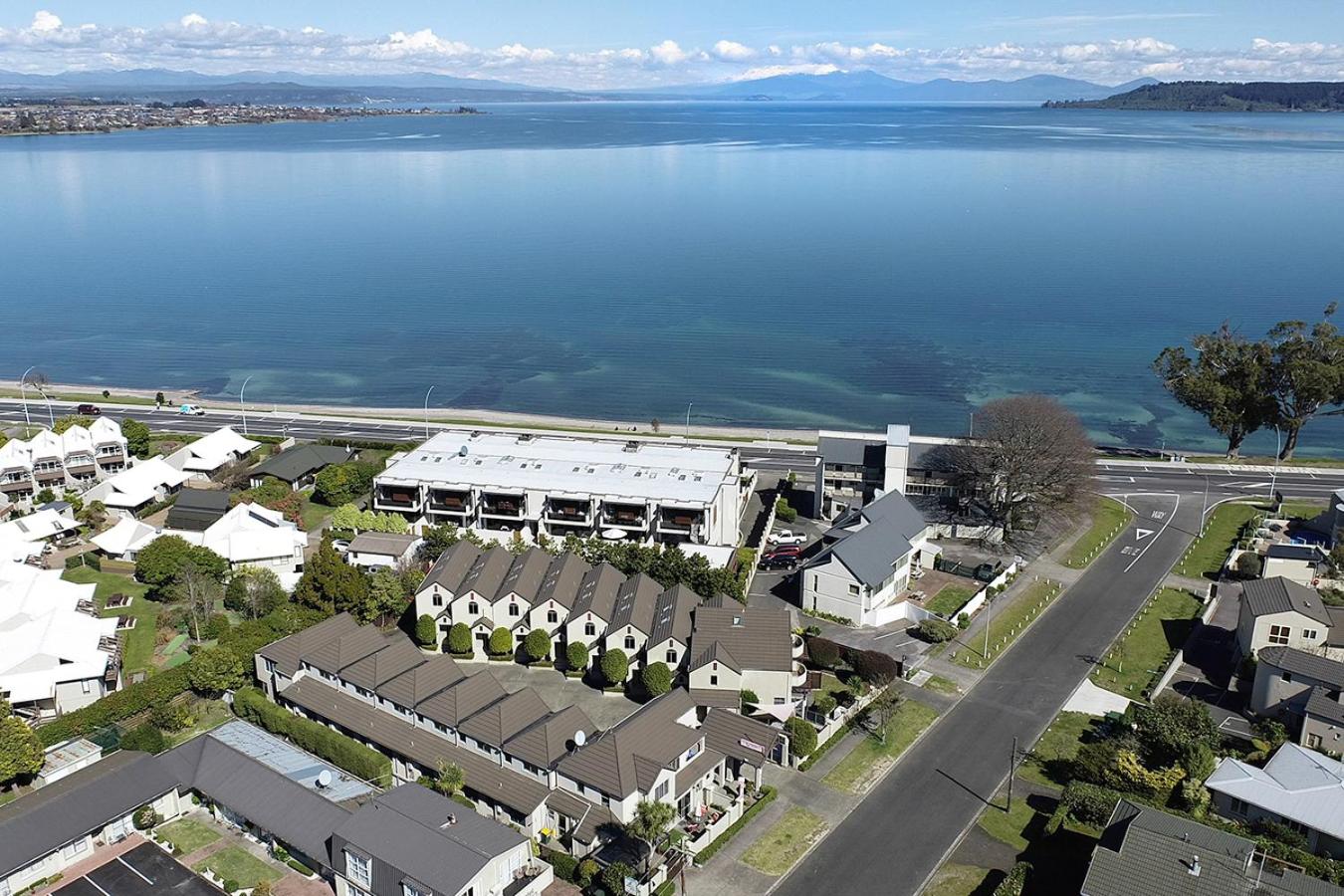 Taupo Central Apartment view 4