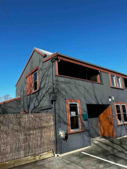 Woolshed 17 - Self Catering Accommodation view 2