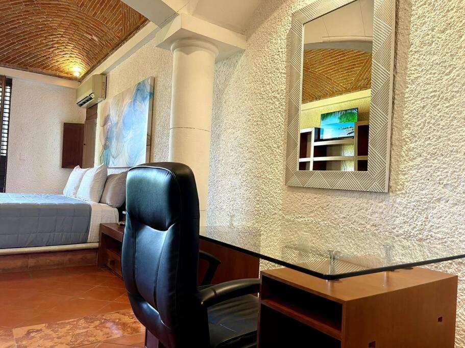5BR Waterfont Private Villa with Pool & Gardens by Solmar Rentals