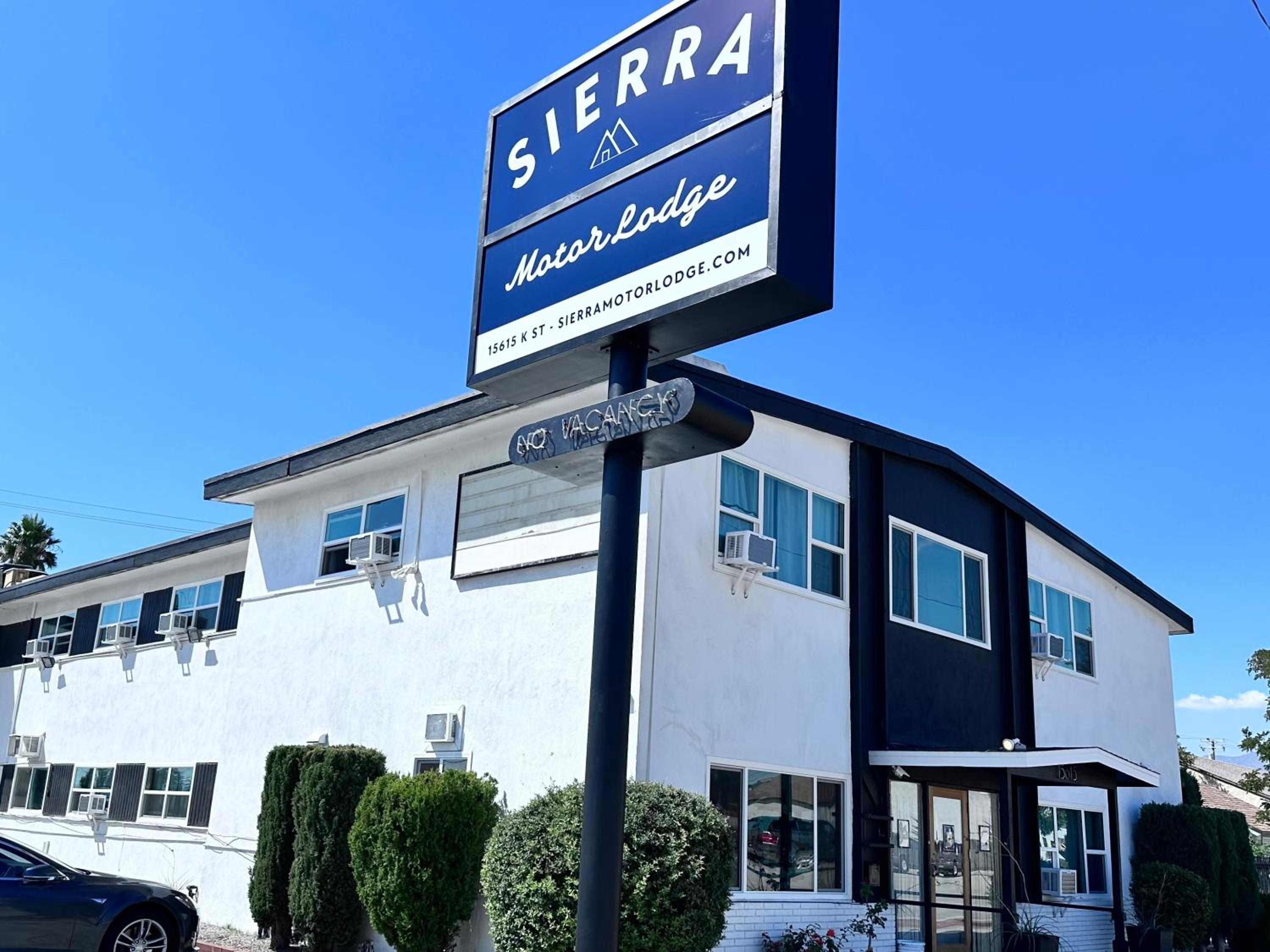 Sierra Motor Lodge - A Sierra Blue Hotel view 2